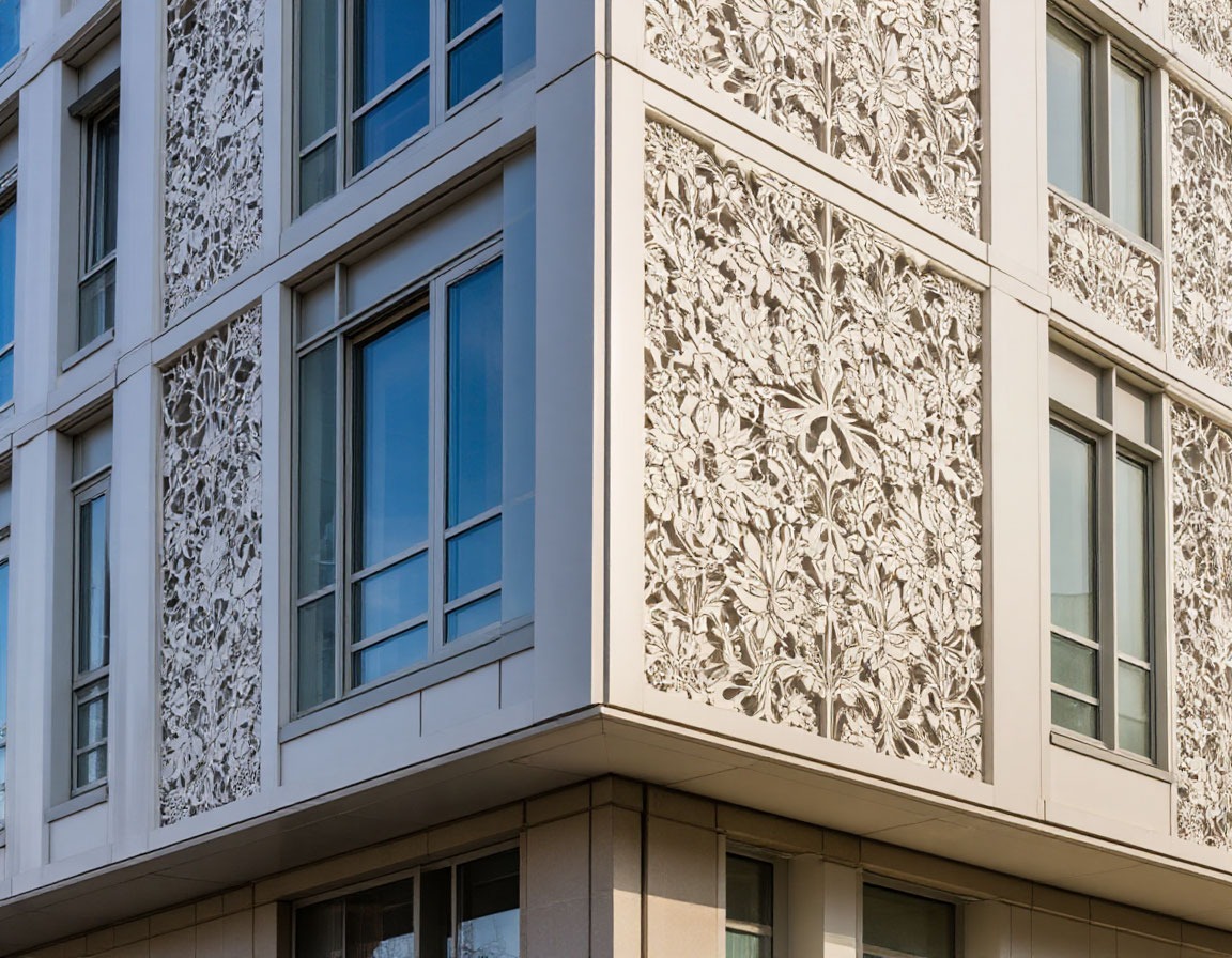 Вентилируемый фасад с облицовкой изделиями из стеклофибробетона Вентилируемый фасад с облицовкой изделиями из стеклофибробетона